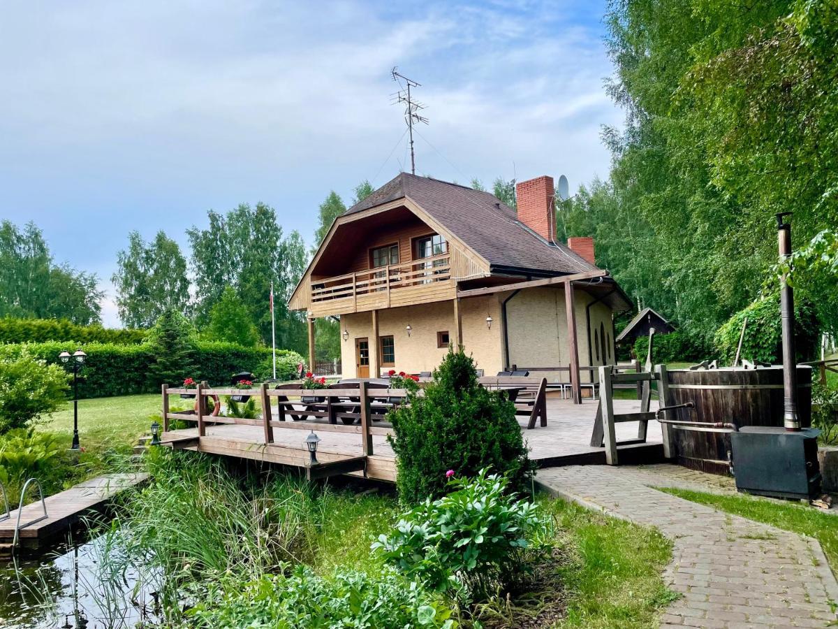 Piejuras Nams Hotel Kesterciems ภายนอก รูปภาพ